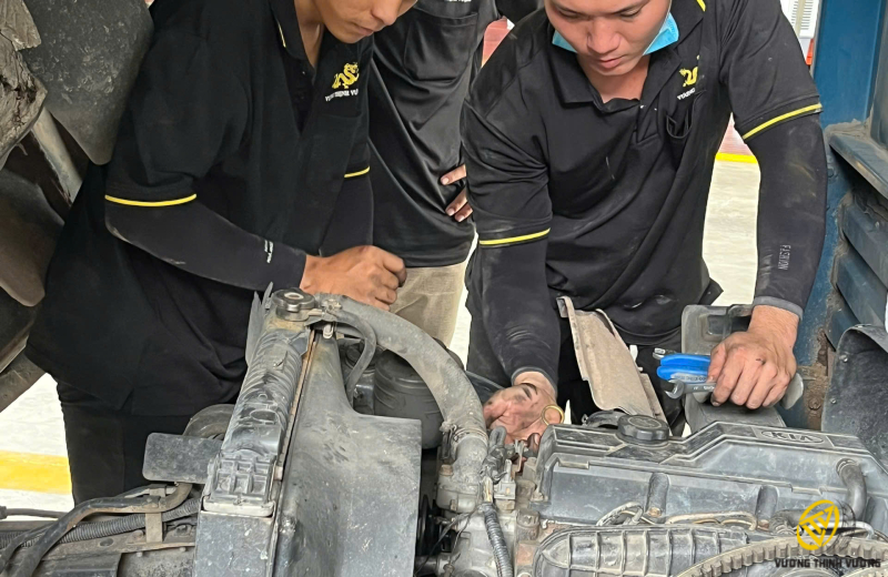 DỊCH VỤ THAY DÂY CUROA CHUYÊN NGHIỆP TẠI VƯƠNG THỊNH VƯỢNG